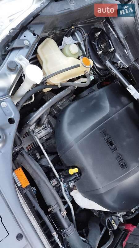 Позашляховик / Кросовер Peugeot 4007 2009 в Кременці