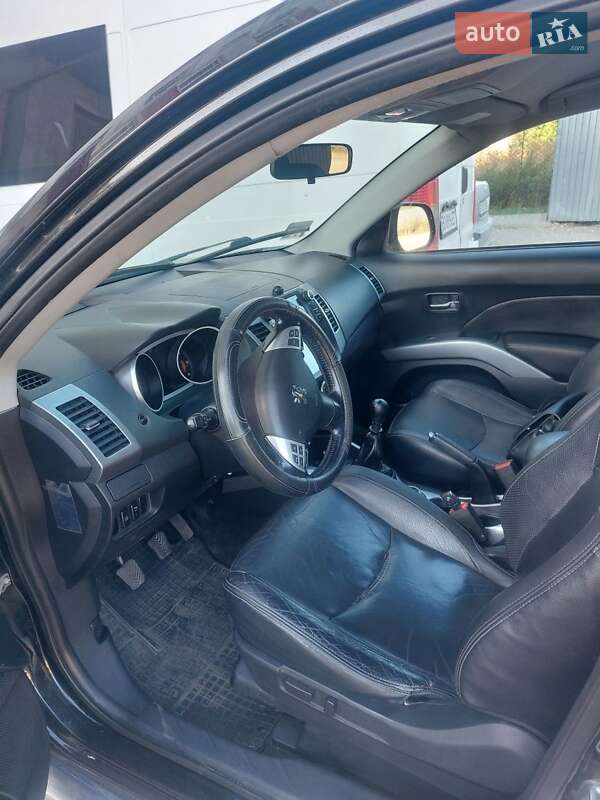 Позашляховик / Кросовер Peugeot 4007 2008 в Тернополі