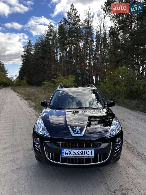 Позашляховик / Кросовер Peugeot 4007 2011 в Пересічне