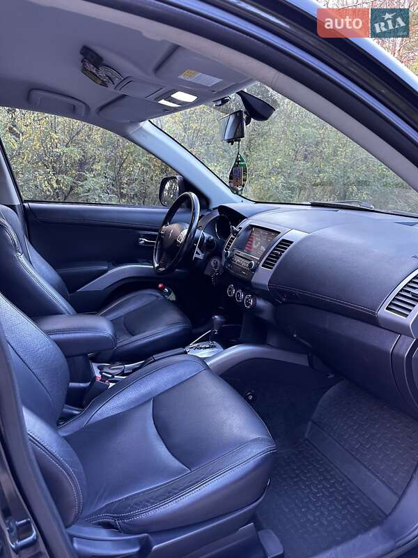 Позашляховик / Кросовер Peugeot 4007 2011 в Пересічне