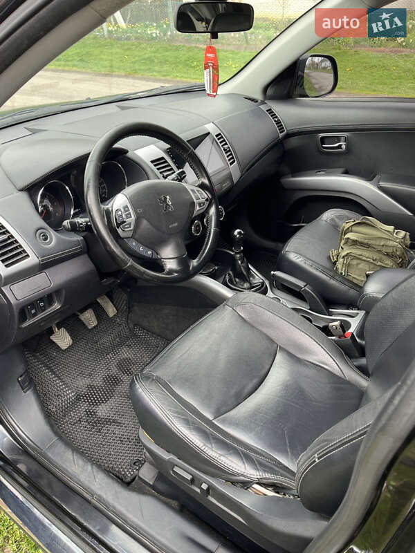 Внедорожник / Кроссовер Peugeot 4007 2010 в Луцке фото 9 Внедорожник / Кроссовер Peugeot 4007 2010 в Луцке