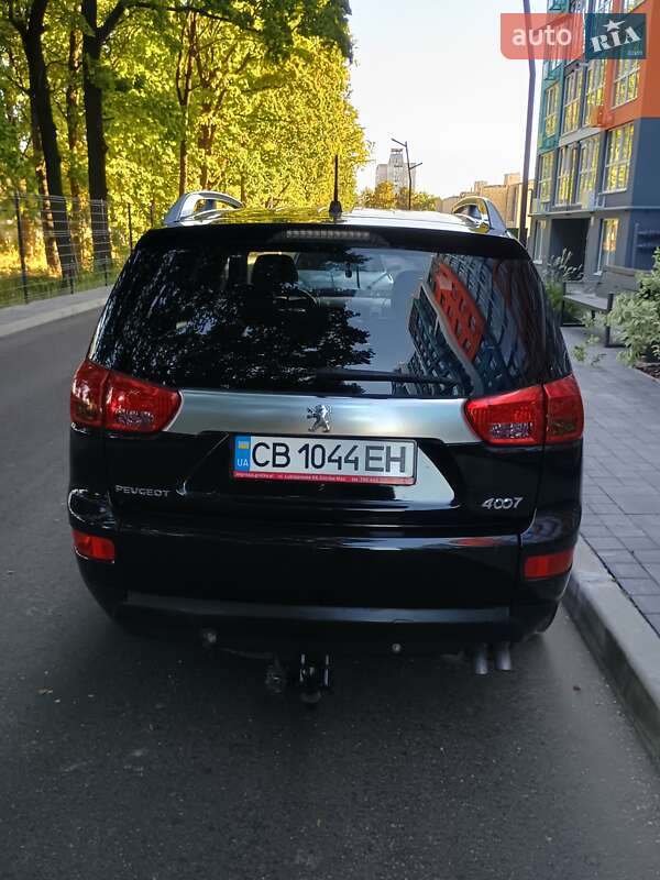 Позашляховик / Кросовер Peugeot 4007 2008 в Чернігові