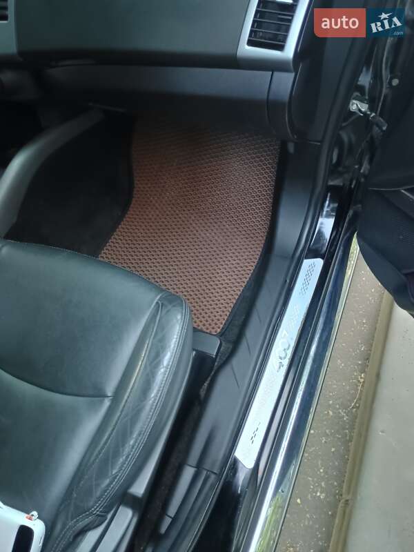 Позашляховик / Кросовер Peugeot 4007 2008 в Чернігові