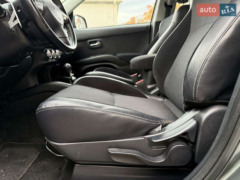 Внедорожник / Кроссовер Peugeot 4007 2010 в Луцке