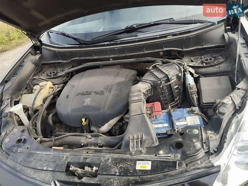 Внедорожник / Кроссовер Peugeot 4007 2010 в Коростышеве