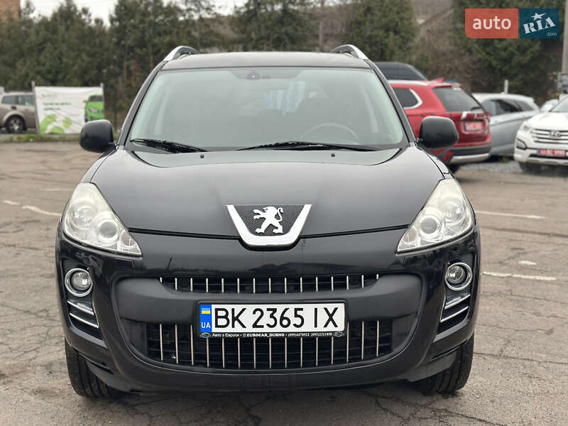Внедорожник / Кроссовер Peugeot 4007 2010 в Дубно