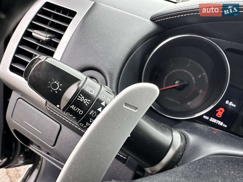 Внедорожник / Кроссовер Peugeot 4007 2010 в Дубно