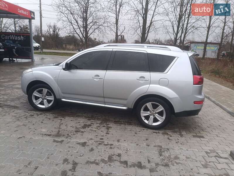 Внедорожник / Кроссовер Peugeot 4007 2007 в Стрые