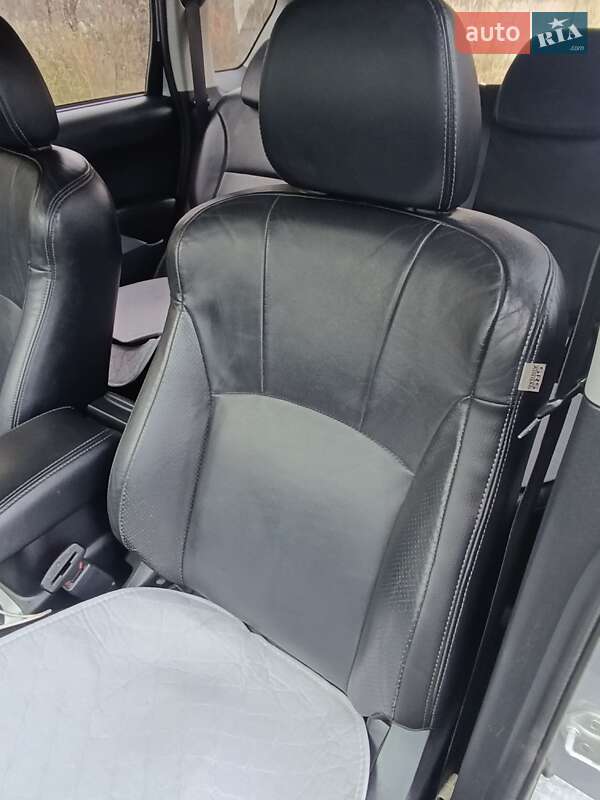 Внедорожник / Кроссовер Peugeot 4007 2007 в Стрые