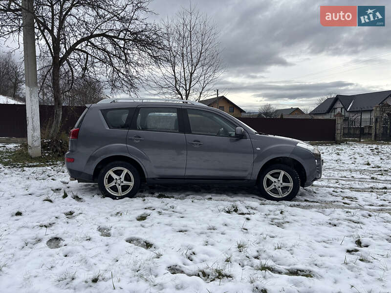 Позашляховик / Кросовер Peugeot 4007 2010 в Надвірній