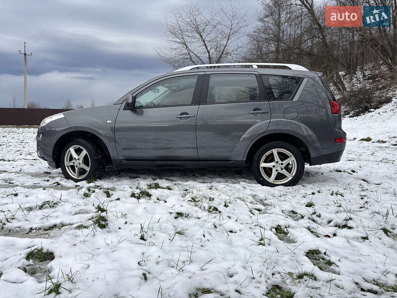 Позашляховик / Кросовер Peugeot 4007 2010 в Надвірній