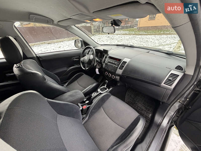 Позашляховик / Кросовер Peugeot 4007 2010 в Надвірній