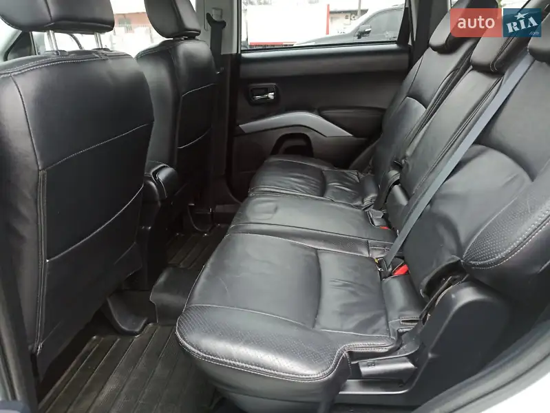 Peugeot 4007 2011 VIN VF3VV4HK8BZ801411 фото оголошення 14 з 49