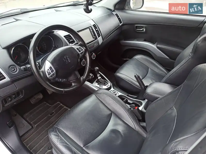 Peugeot 4007 2011 VIN VF3VV4HK8BZ801411 фото оголошення 13 з 49