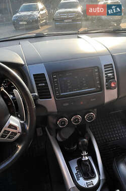 Позашляховик / Кросовер Peugeot 4007 2011 в Луцьку