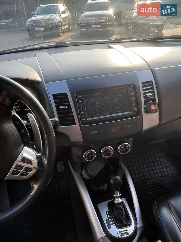 Внедорожник / Кроссовер Peugeot 4007 2011 в Луцке