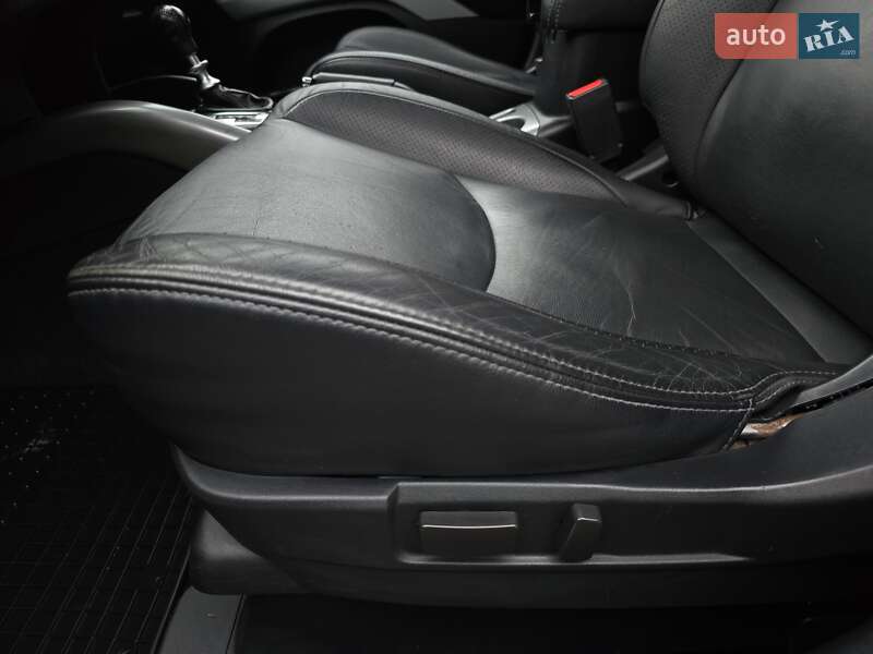 Позашляховик / Кросовер Peugeot 4007 2009 в Калуші