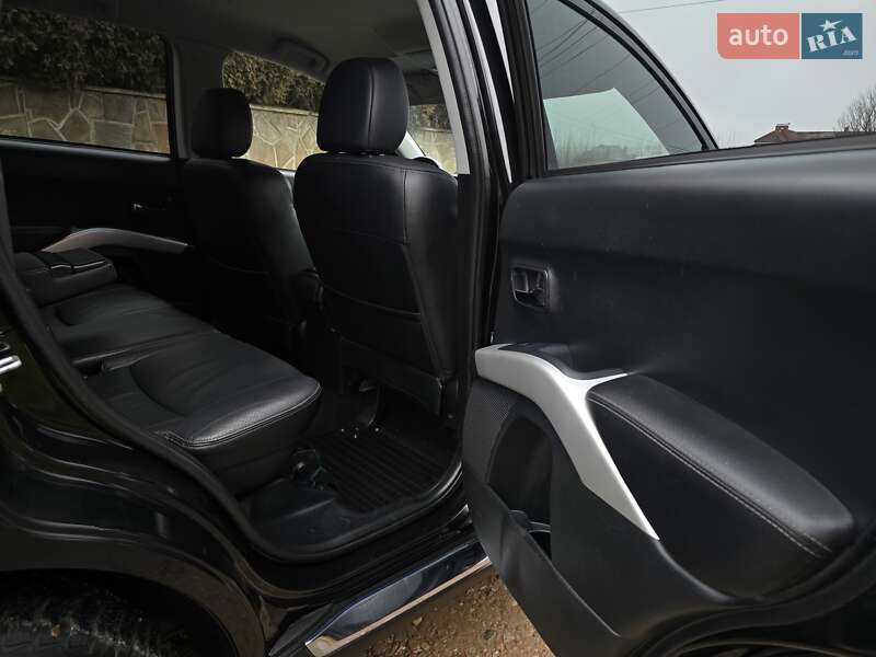 Позашляховик / Кросовер Peugeot 4007 2009 в Калуші