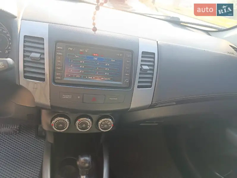 Peugeot 4007 2009 VIN VF3VV4HNHAZ801517 фото оголошення 19 з 71