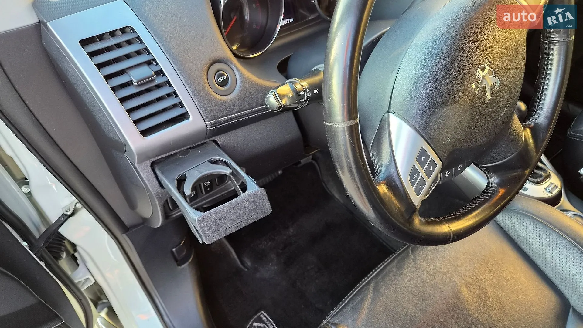 2010 Peugeot 4007 - мініатюра 12