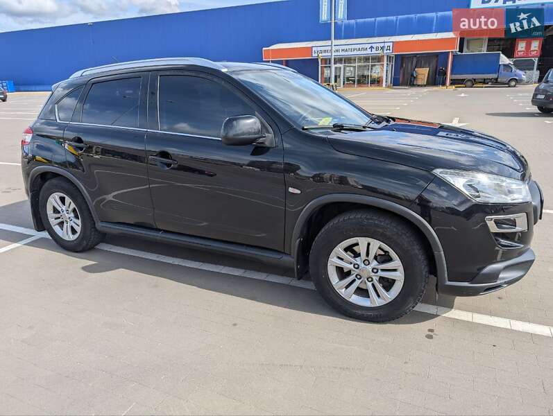 Внедорожник / Кроссовер Peugeot 4008 2012 в Сумах