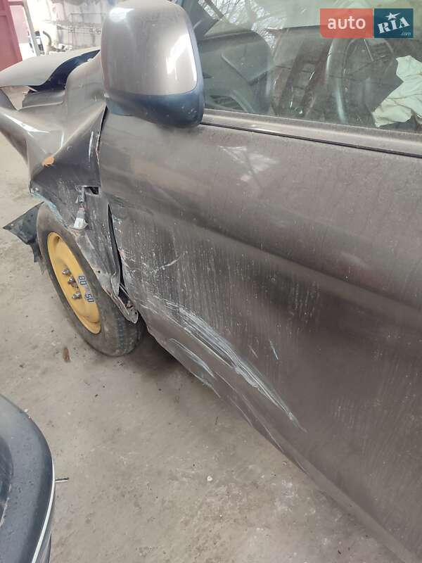 Позашляховик / Кросовер Peugeot 4008 2014 в Житомирі