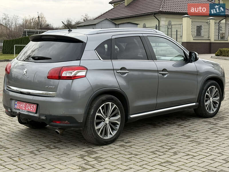 Внедорожник / Кроссовер Peugeot 4008 2012 в Золочеве