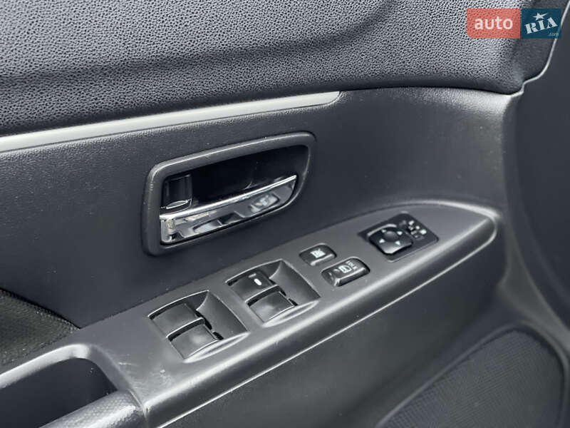 Внедорожник / Кроссовер Peugeot 4008 2012 в Черновцах фото 25 Внедорожник / Кроссовер Peugeot 4008 2012 в Черновцах