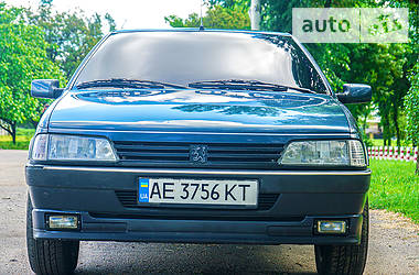 Седан Peugeot 405 1988 в Павлограде