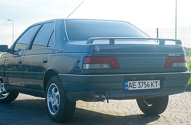 Седан Peugeot 405 1988 в Павлограде