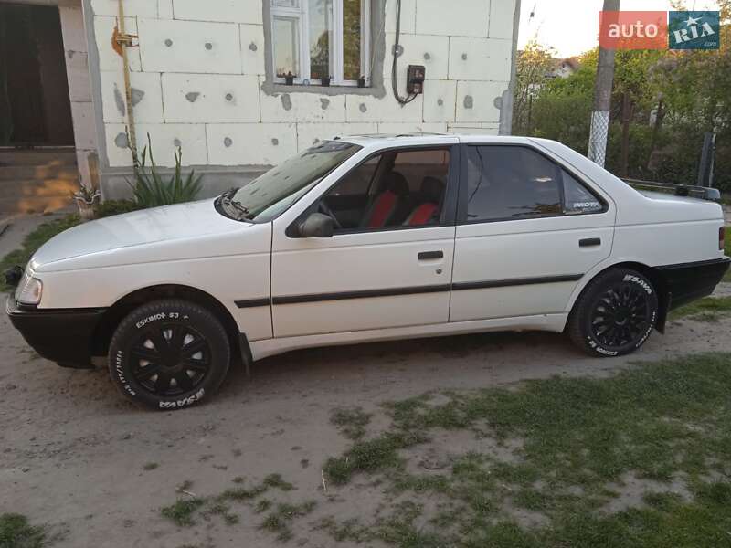 Седан Peugeot 405 1990 в Львове
