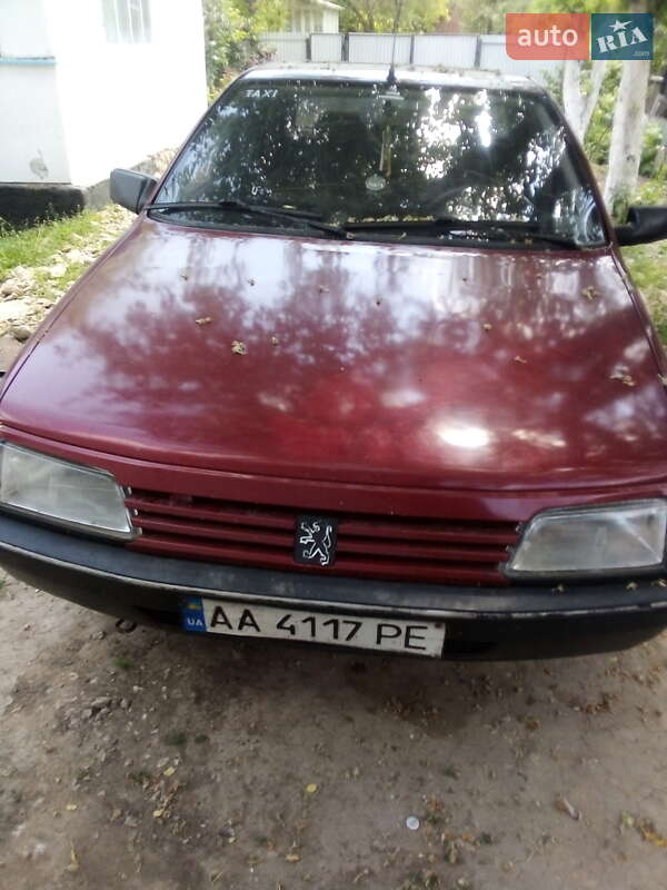 Седан Peugeot 405 1990 в Вінниці
