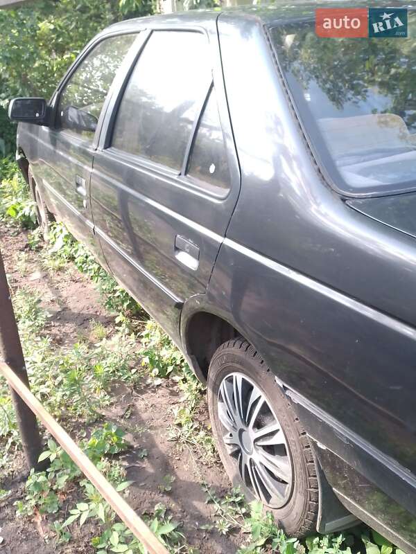 Седан Peugeot 405 1989 в Черкасах