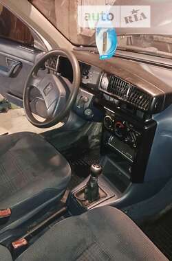 Седан Peugeot 405 1991 в Ужгороді