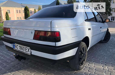Седан Peugeot 405 1989 в Кременце