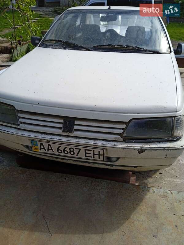 Седан Peugeot 405 1989 в Василькові