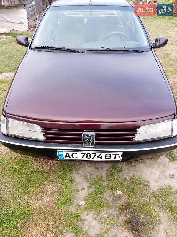 Peugeot 405 1990
