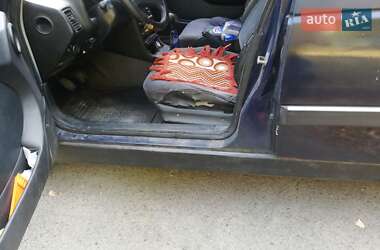 Седан Peugeot 405 1995 в 
