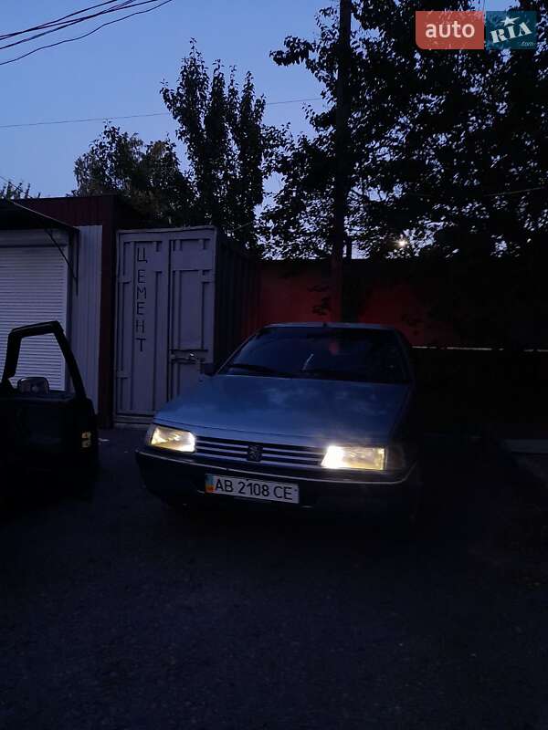 Седан Peugeot 405 1987 в Погребище
