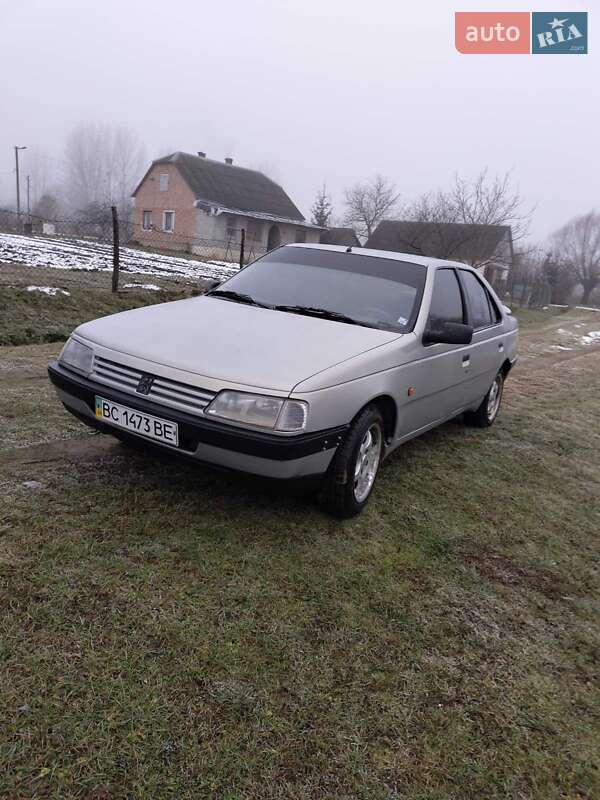 Седан Peugeot 405 1989 в Мостиске