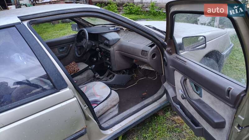 Седан Peugeot 405 1990 в Дніпрі