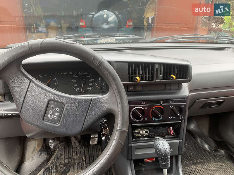 Универсал Peugeot 405 1989 в Костополе