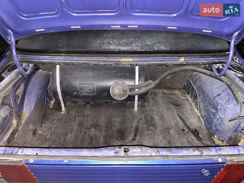 Седан Peugeot 405 1989 в Кривому Розі