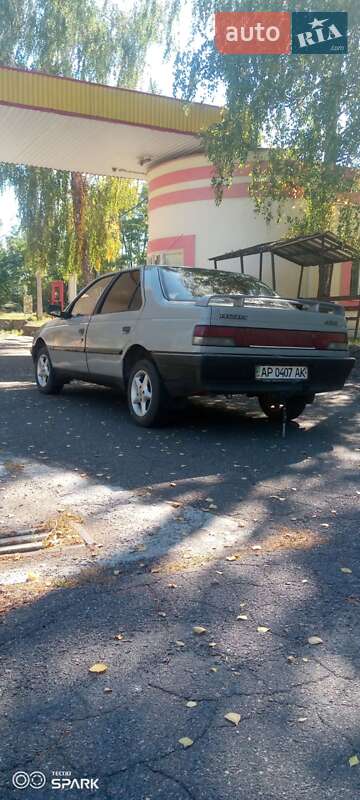 Седан Peugeot 405 1991 в Смілі