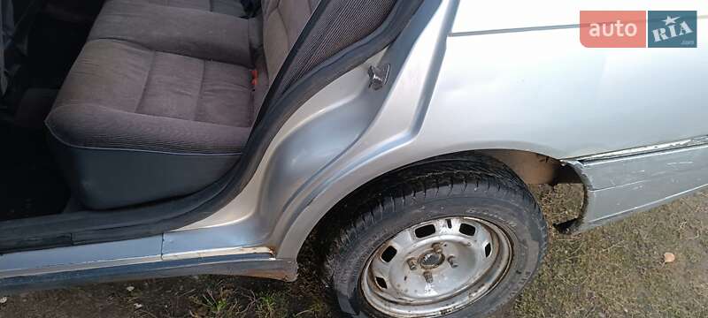 Седан Peugeot 405 1989 в Остроге фото 37 Седан Peugeot 405 1989 в Остроге