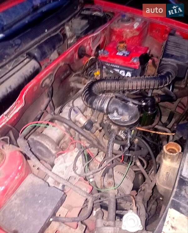 Седан Peugeot 405 1990 в Нових Санжарах