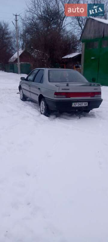 Седан Peugeot 405 1991 в Смілі