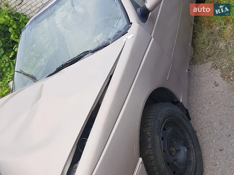 Peugeot 405