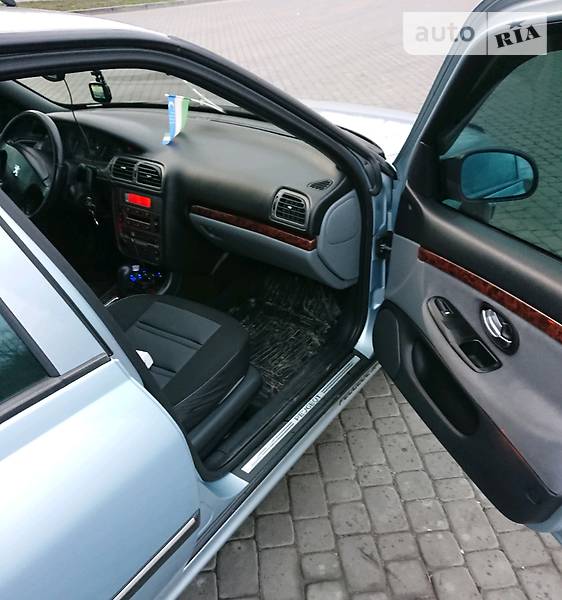 Седан Peugeot 406 2003 в Мелітополі