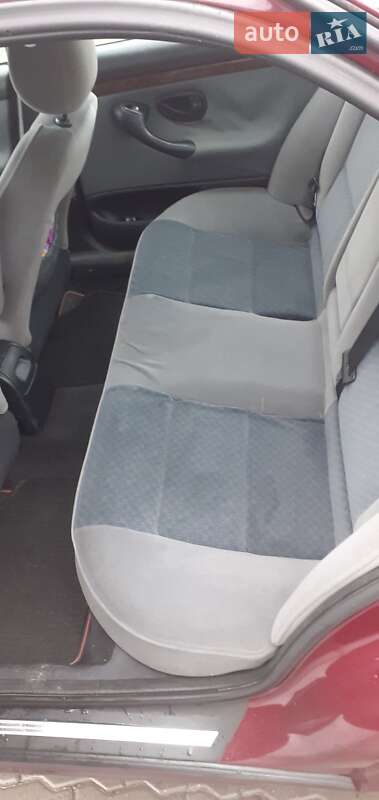 Седан Peugeot 406 2001 в Великом Березном